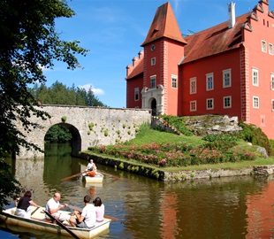 Zámek Červená Lhota